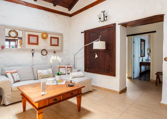 Country house Tajona & Granero Costa Adeje (Tenerife)