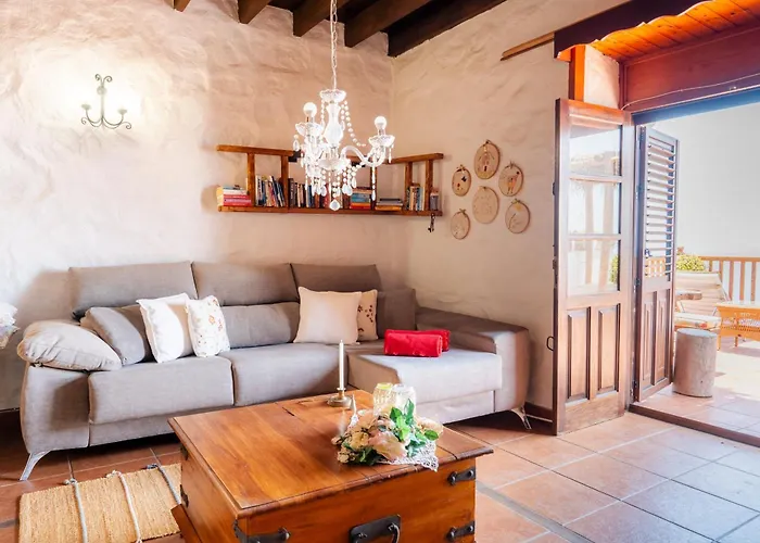 Tajona & Granero Country house Costa Adeje (Tenerife)